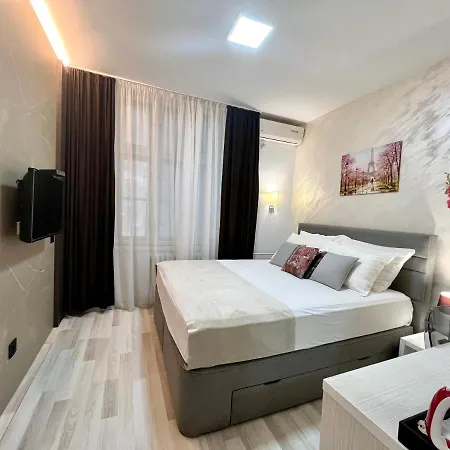 Centar Forever Hotel 3*