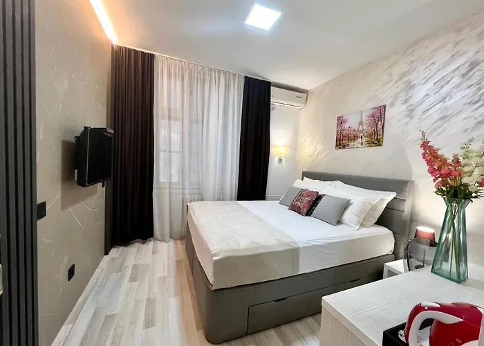 Centar Forever Otel 3*